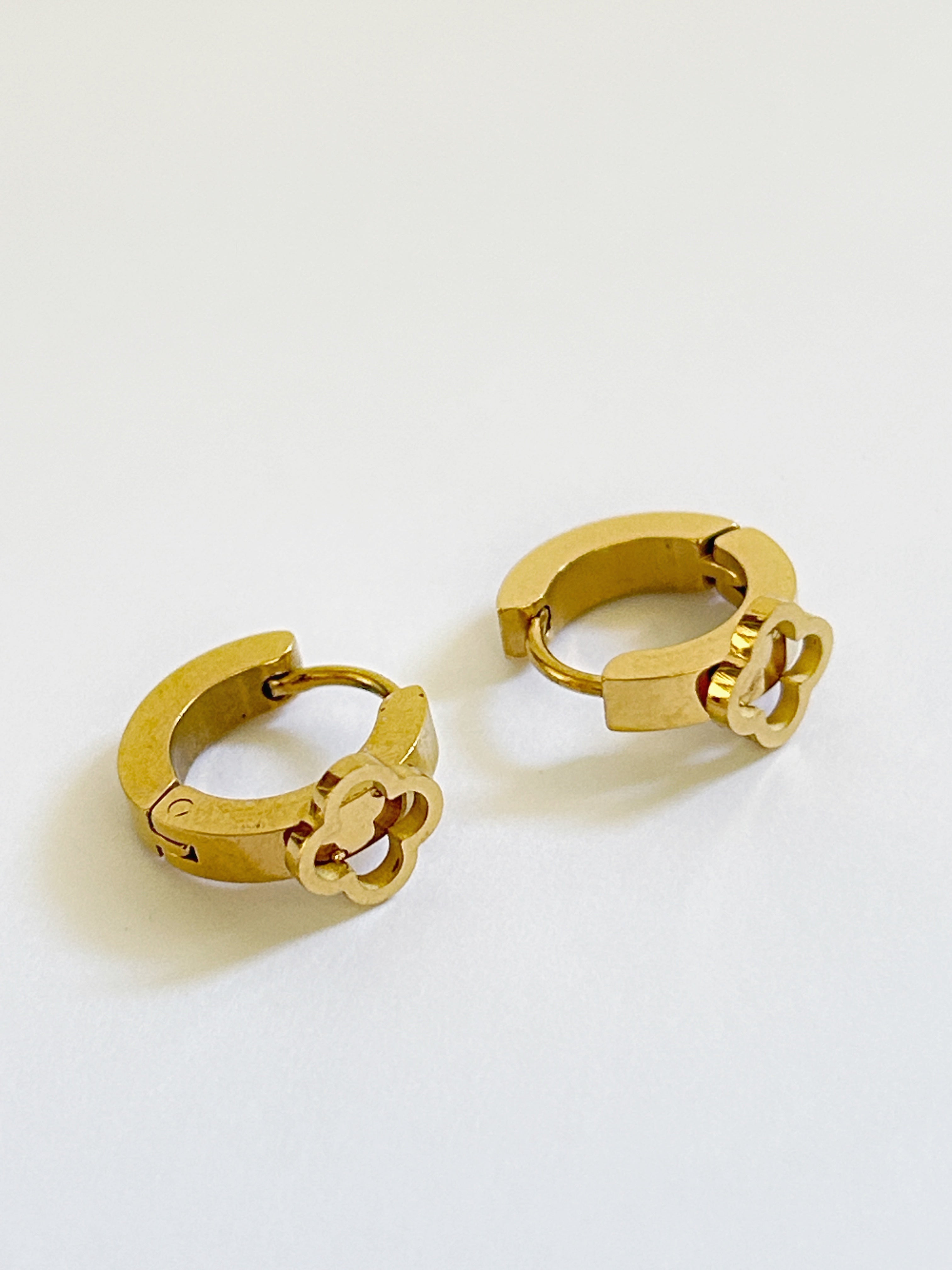 Candonga Trebol Dorado Mujer